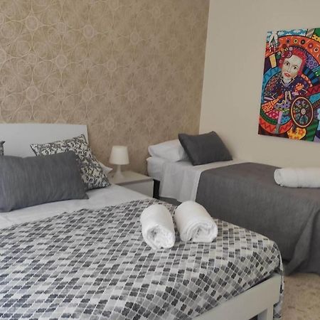 Casa Angela Apartment Салерно Екстериор снимка