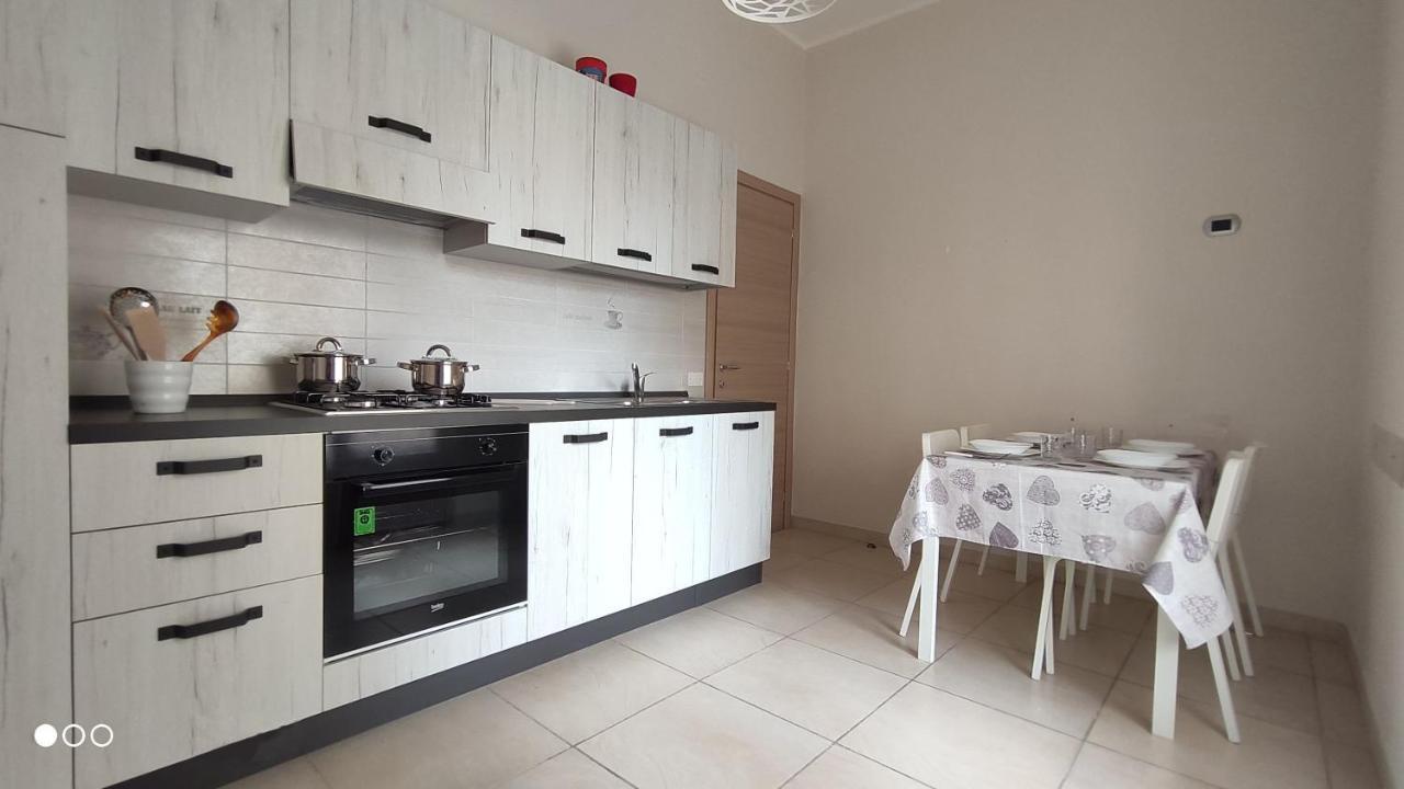 Casa Angela Apartment Салерно Екстериор снимка